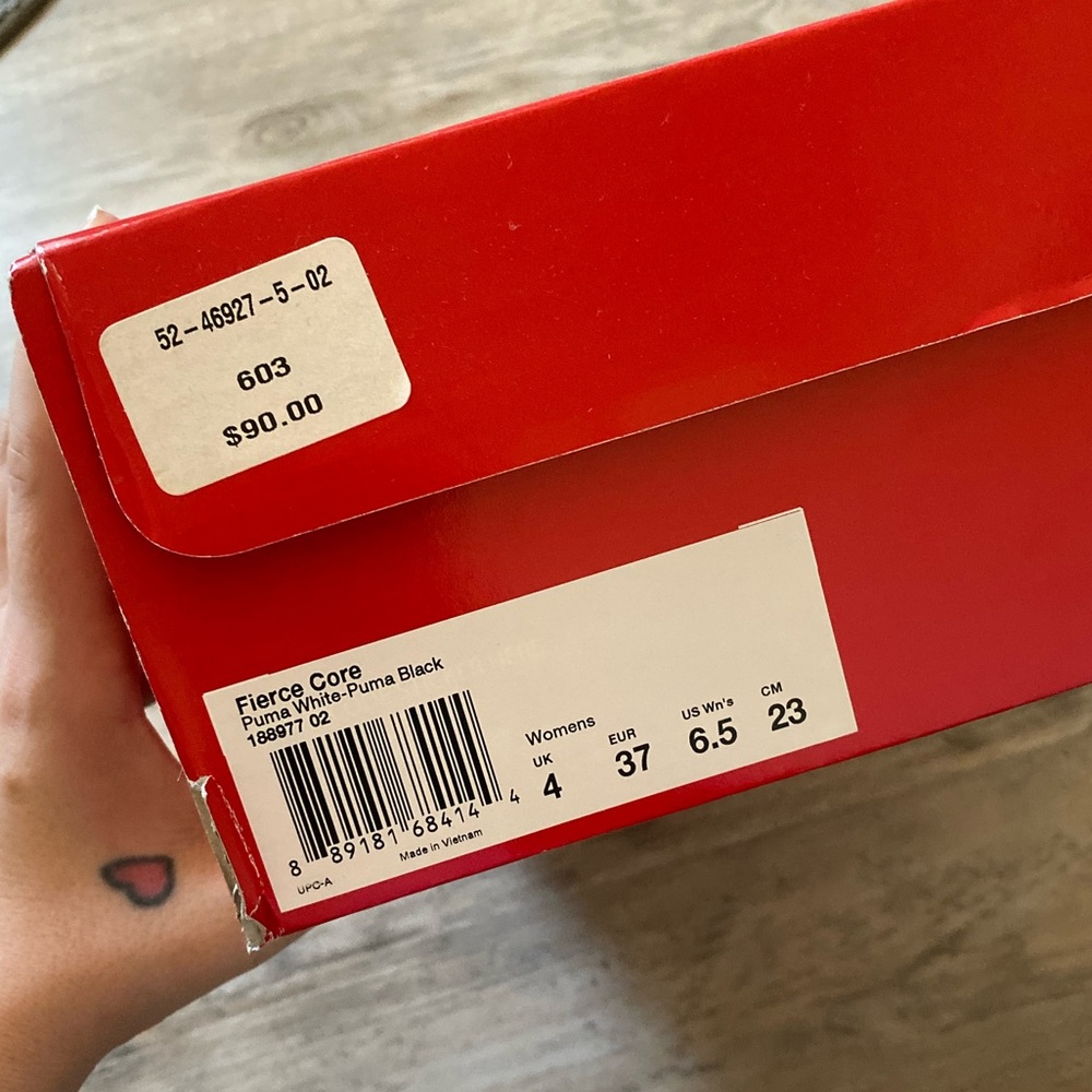 Puma Fierce Core Kylie Jenner Sneaker - Picture 4 of 7